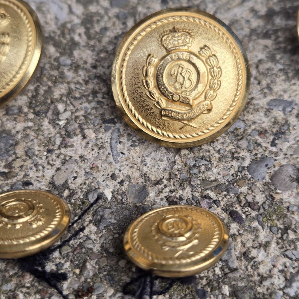 Brooks Brothers Replacement Crown Buttons. Set of 14. Gold‎ Tone